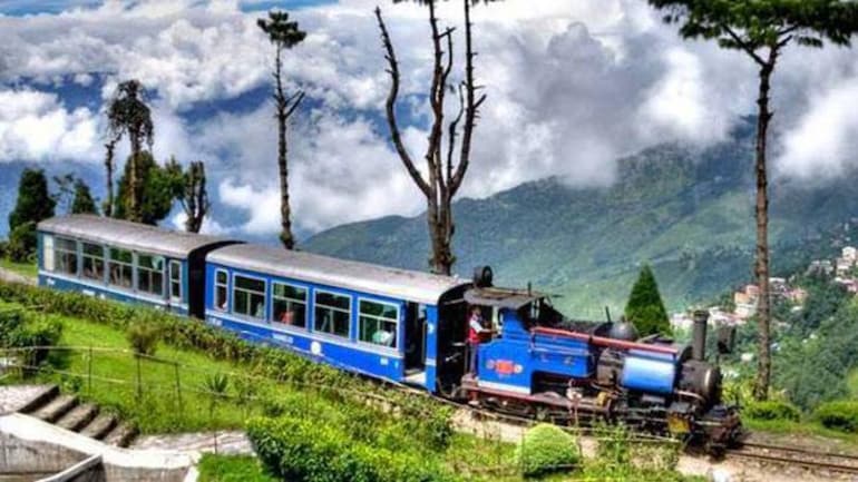 Darjeeling Mountain Railway (Toy Train)
